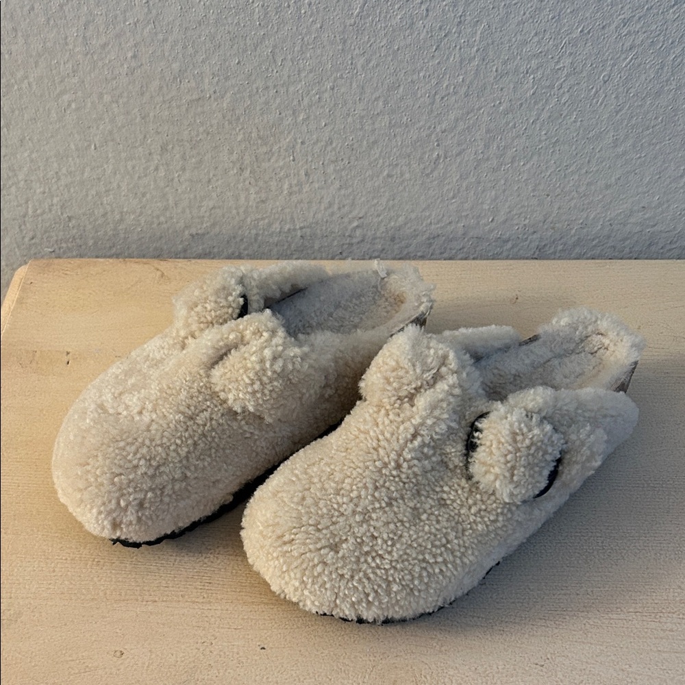 Birkenstock Cream Shearling Mules